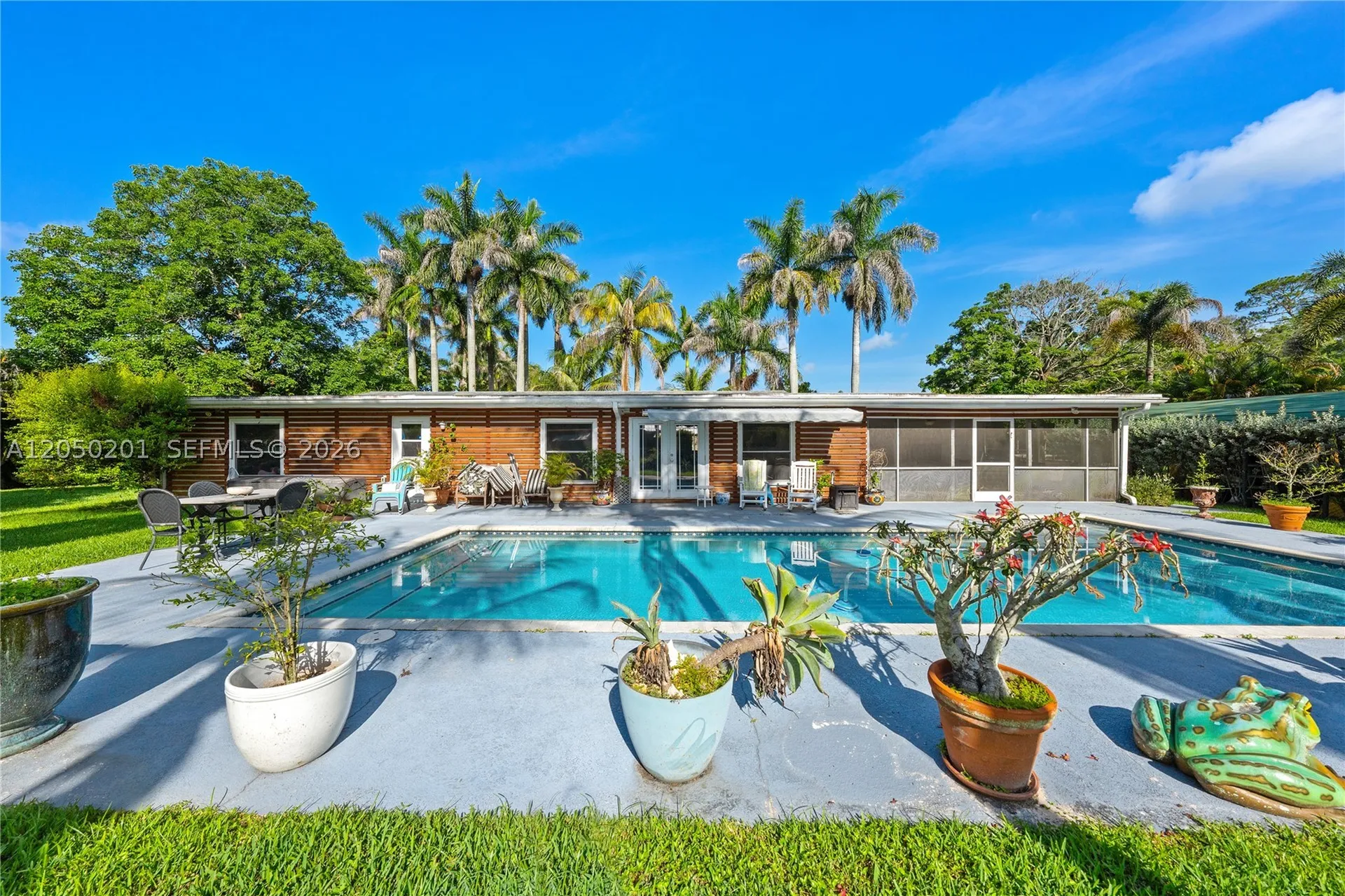 1068 D Road Loxahatchee FL 33470