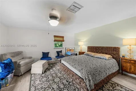 1068 D Road Loxahatchee FL 33470