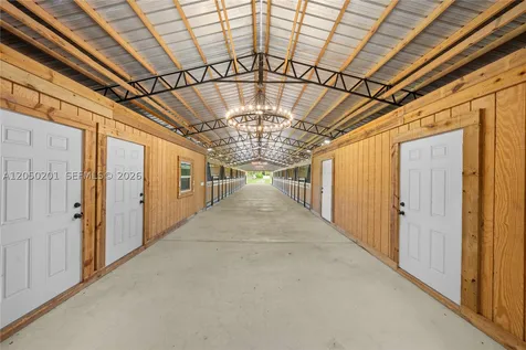 1068 D Road Loxahatchee FL 33470