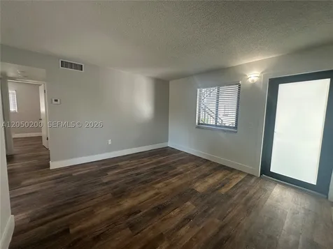 529 SW 4th Street Miami FL 33130