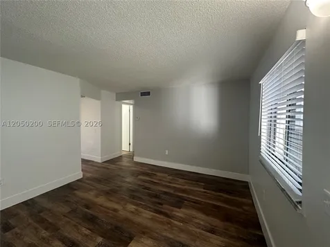 529 SW 4th Street Miami FL 33130