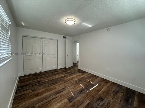 529 SW 4th Street Miami FL 33130