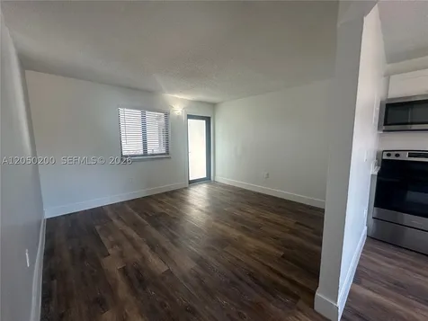 529 SW 4th Street Miami FL 33130