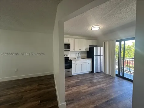 529 SW 4th Street Miami FL 33130
