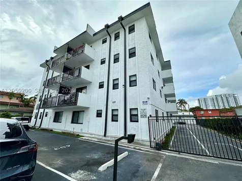 529 SW 4th Street Miami FL 33130