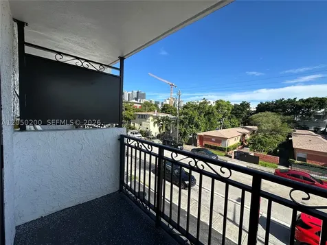 529 SW 4th Street Miami FL 33130