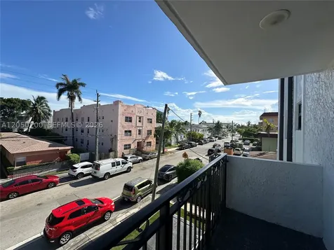 529 SW 4th Street Miami FL 33130
