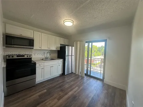 529 SW 4th Street Miami FL 33130