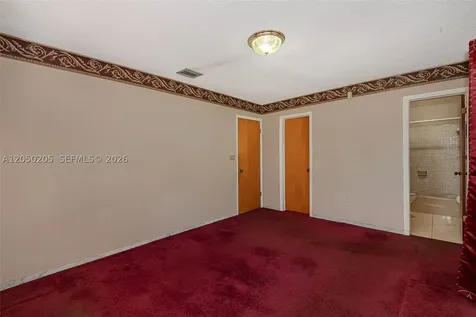 271 E 17th Street Hialeah FL 33010
