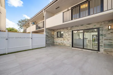 16449 NE 26 Avenue North Miami Beach FL 33160