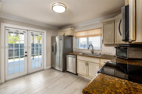 19853 NW 64th Place Hialeah FL 33015