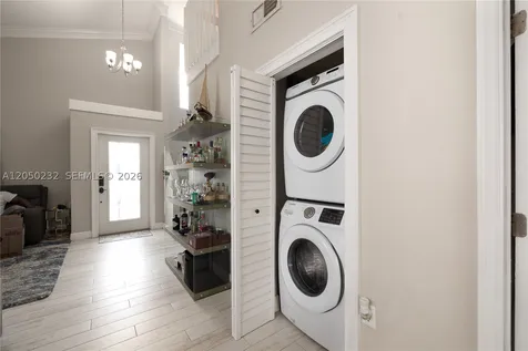 19853 NW 64th Place Hialeah FL 33015