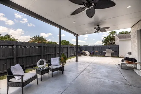 19853 NW 64th Place Hialeah FL 33015