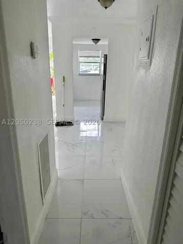 7101 SW 89th Court Miami FL 33173