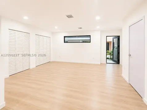 552 NW 7th Street Florida City FL 33034
