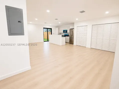 552 NW 7th Street Florida City FL 33034