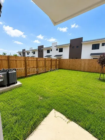 552 NW 7th Street Florida City FL 33034