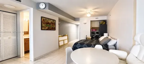 2401 Collins Avenue Miami Beach FL 33140