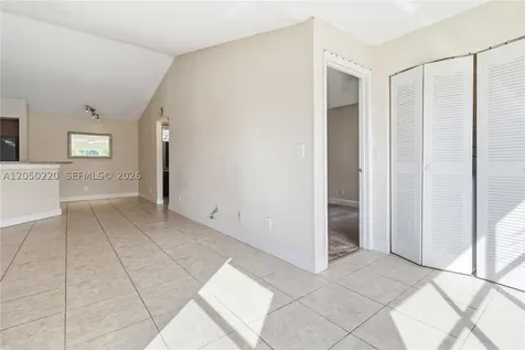 12760 Vista Isle Sunrise FL 33325