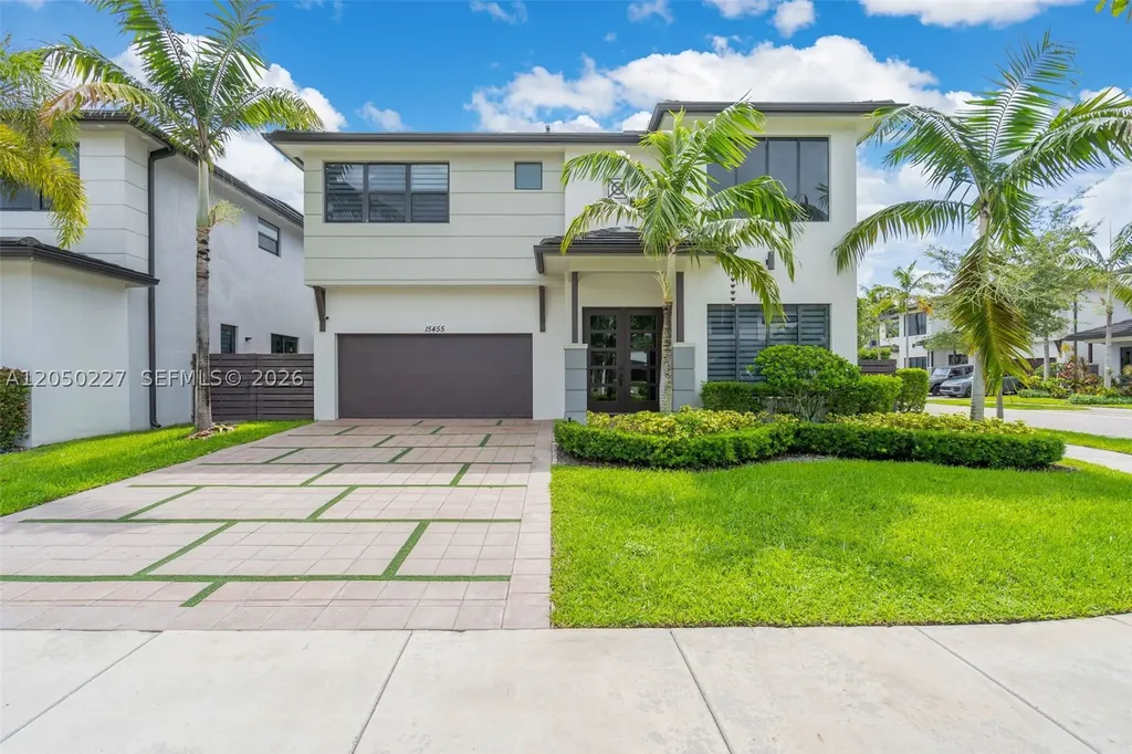 15455 NW 88th Court Miami Lakes FL 33018