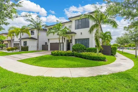 15455 NW 88th Court Miami Lakes FL 33018
