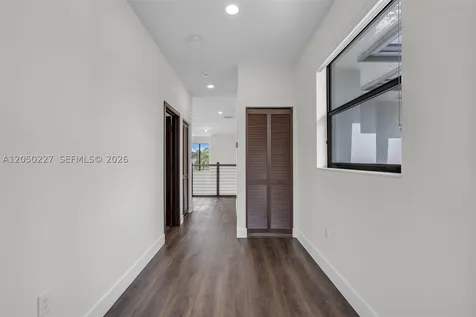 15455 NW 88th Court Miami Lakes FL 33018