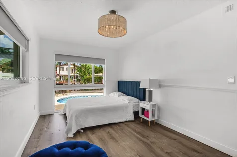 2424 NE 18th Avenue Wilton Manors FL 33305