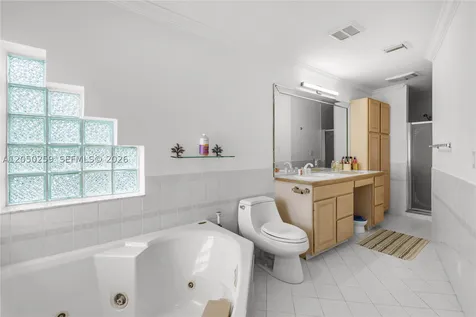 2424 NE 18th Avenue Wilton Manors FL 33305