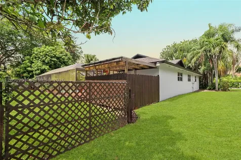 23595 SW 152nd Avenue Homestead FL 33032