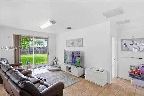 14623 SW 11th Street Miami FL 33184