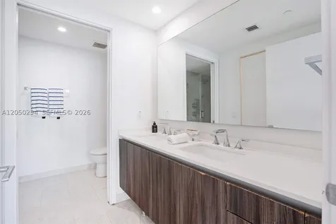 488 NE 18th Street Miami FL 33132