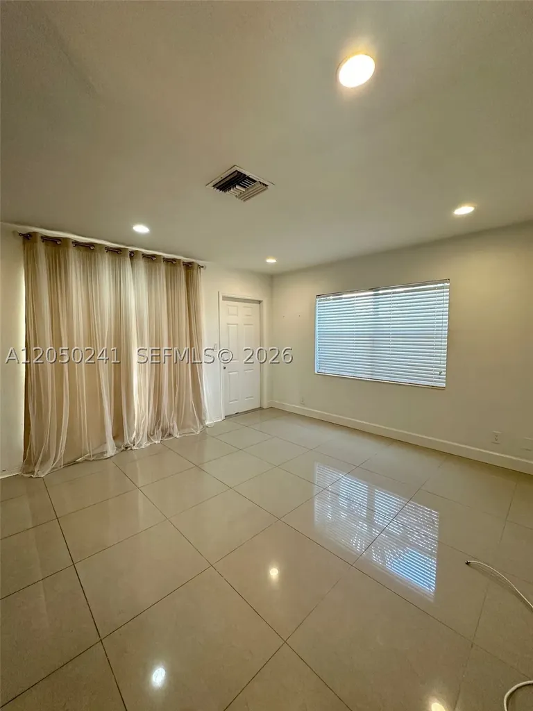 317 Hendricks Isle Fort Lauderdale FL 33301