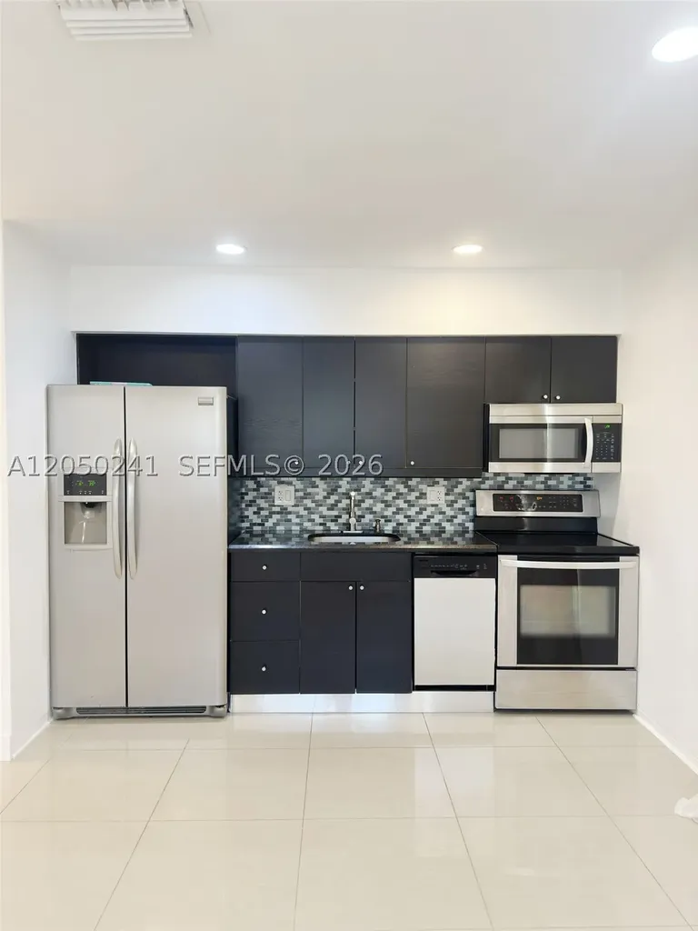 317 Hendricks Isle Fort Lauderdale FL 33301