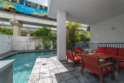 234 NE 3rd Street Miami FL 33132