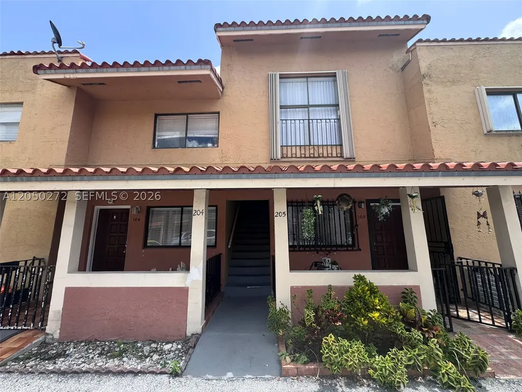 2740 W 62nd Street Hialeah FL 33016