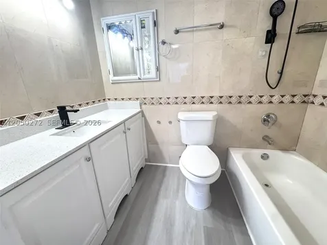 2740 W 62nd Street Hialeah FL 33016