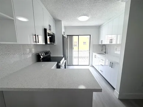 2740 W 62nd Street Hialeah FL 33016