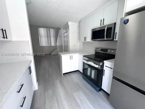 2740 W 62nd Street Hialeah FL 33016