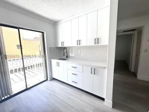 2740 W 62nd Street Hialeah FL 33016