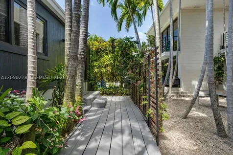 1548 Biarritz Drive Miami Beach FL 33141