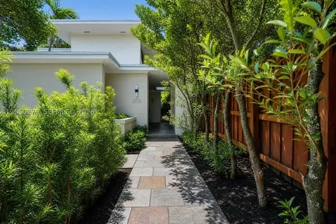 1548 Biarritz Drive Miami Beach FL 33141