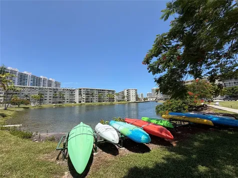 2851 Leonard Drive Aventura FL 33160
