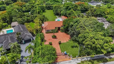 7030 Sunset Drive Miami FL 33143