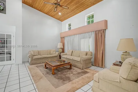 7030 Sunset Drive Miami FL 33143