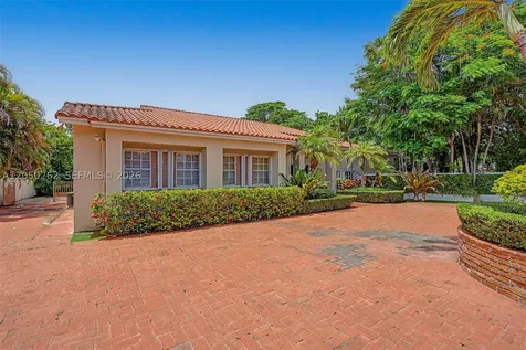 7030 Sunset Drive Miami FL 33143
