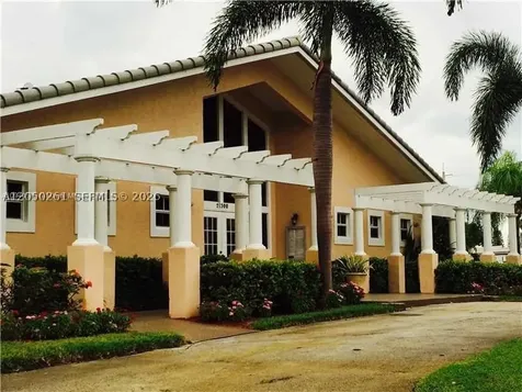 21250 NE 9th Court Miami FL 33179