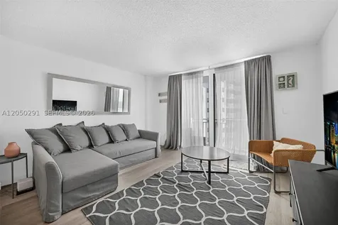 345 Ocean Drive Miami Beach FL 33139