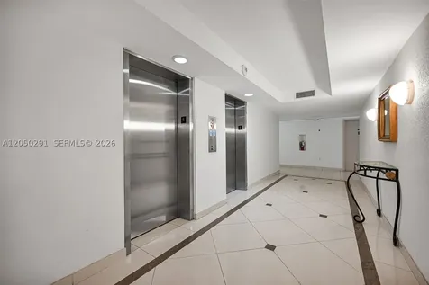 345 Ocean Drive Miami Beach FL 33139