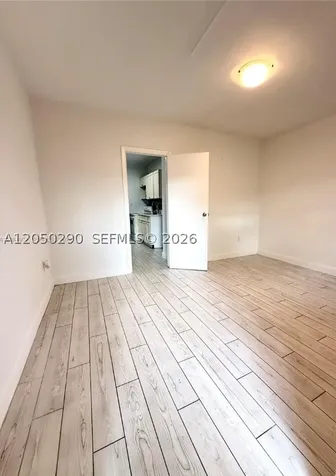 669 NW 28th Street Miami FL 33127