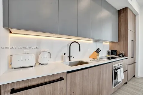 580 72nd Street Miami Beach FL 33141